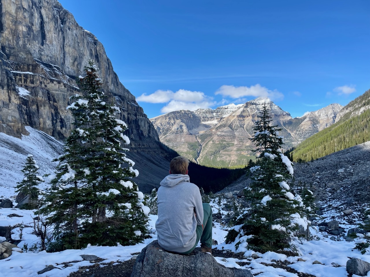 Ro bekijkt de andere kant