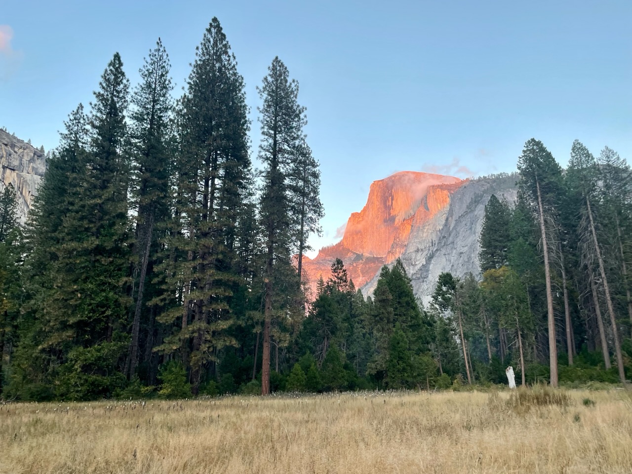ondergaande zon op half dome