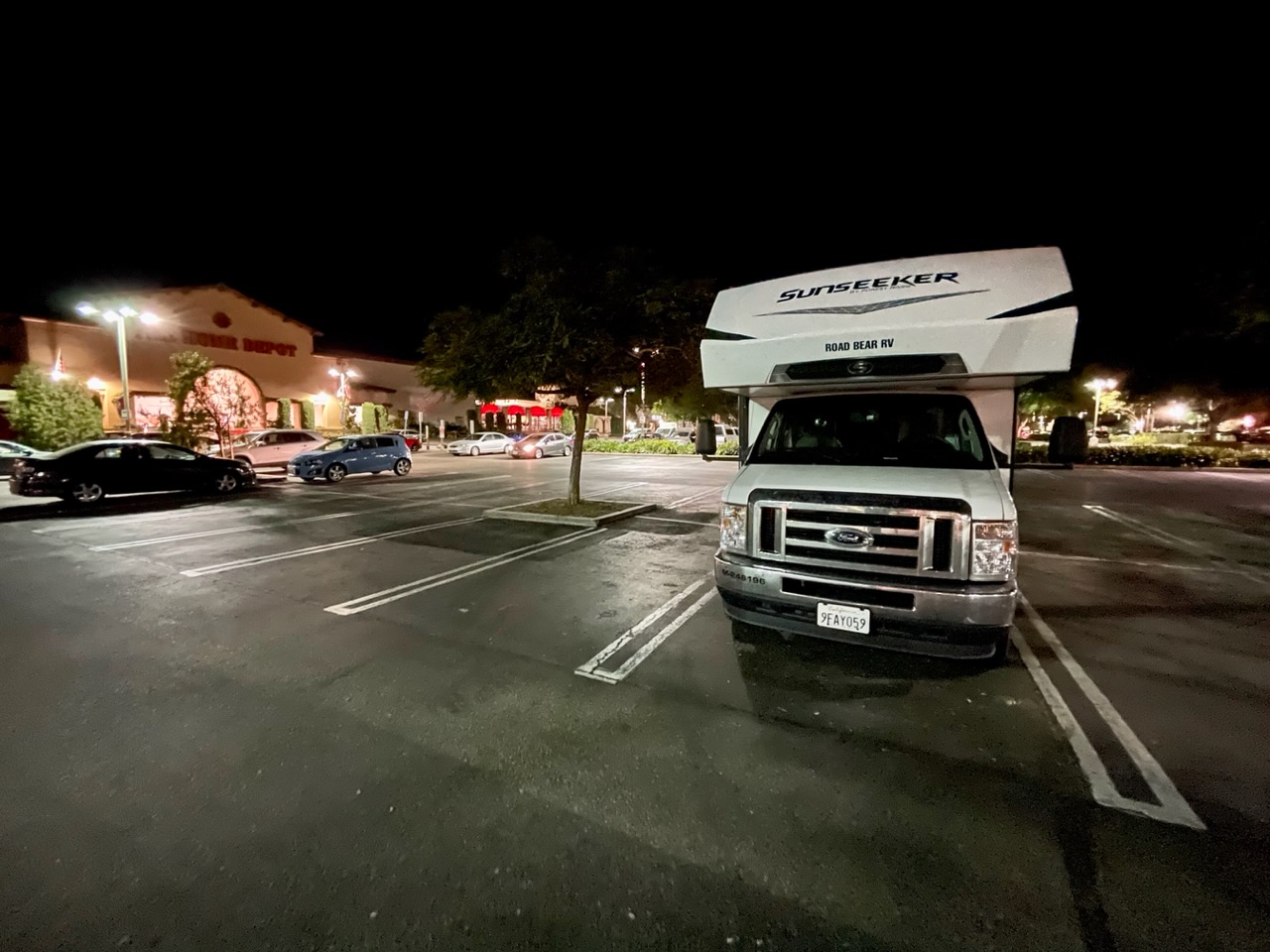 camper bij home depot