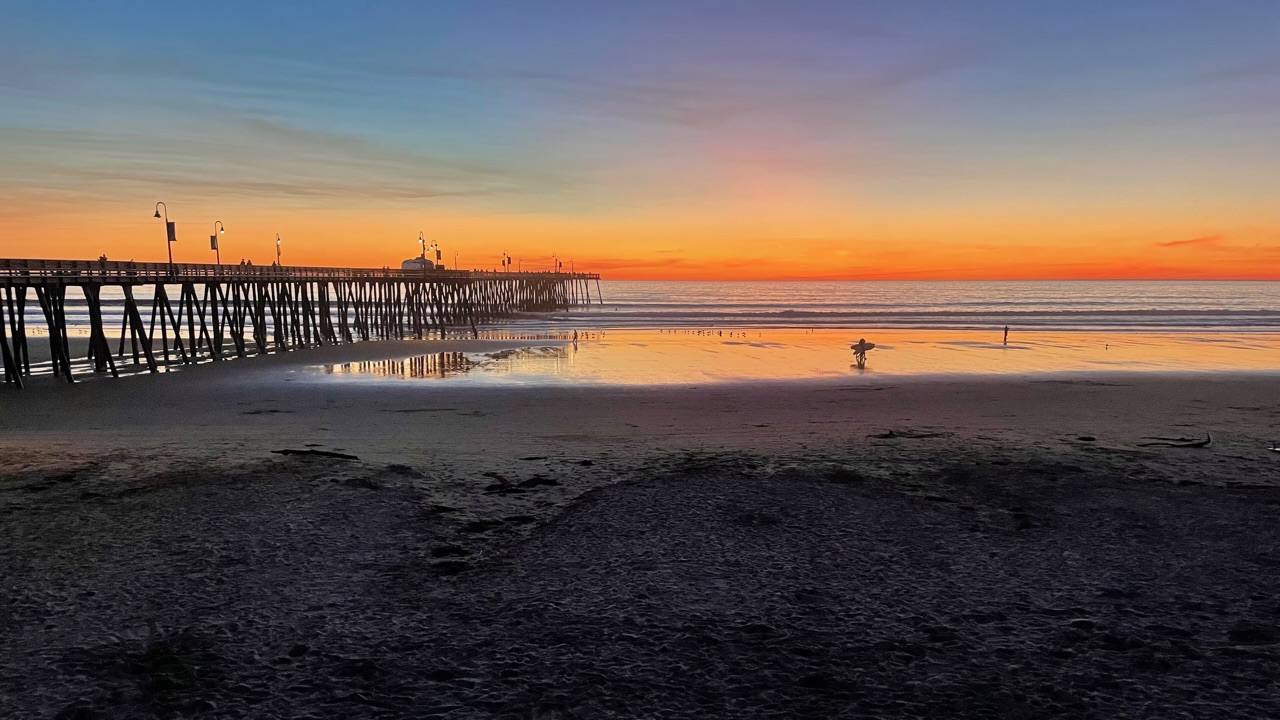 ondergaande zon pier