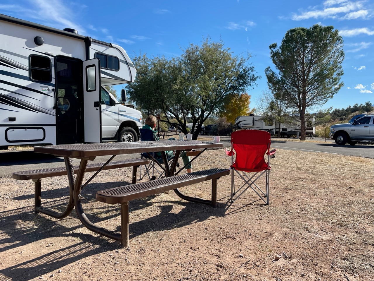 Ro buiten voor de camper 